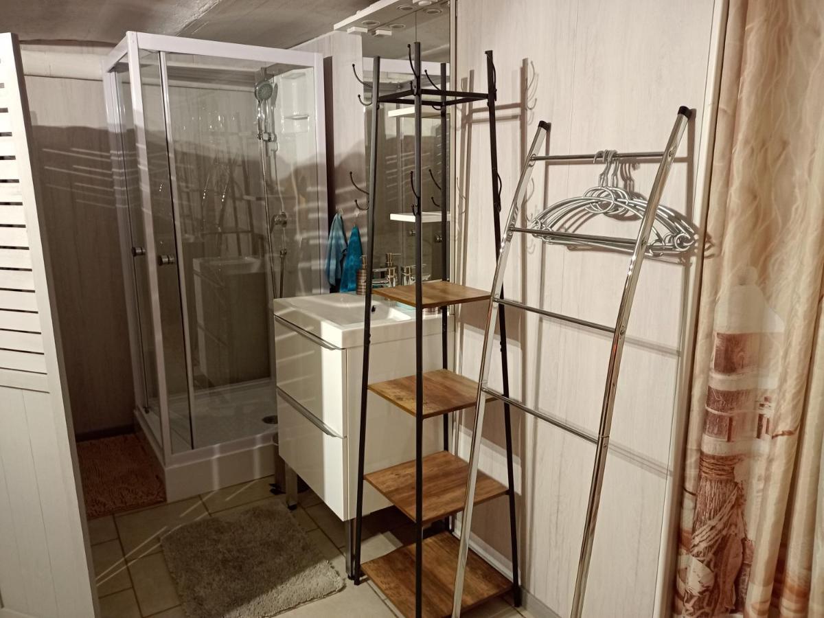 Appartement Dans Le Morvan 16 Min De L'Autoroute Beauvilliers  Kültér fotó